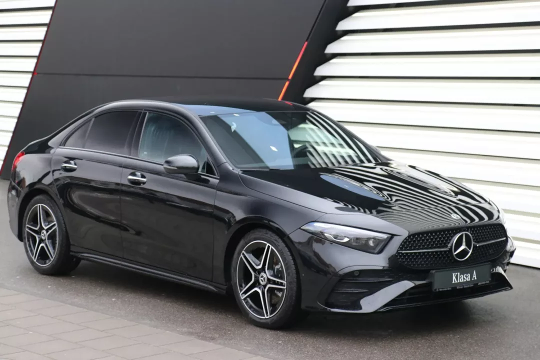 220 4MATIC Saloon AMG Line 8G-DCT